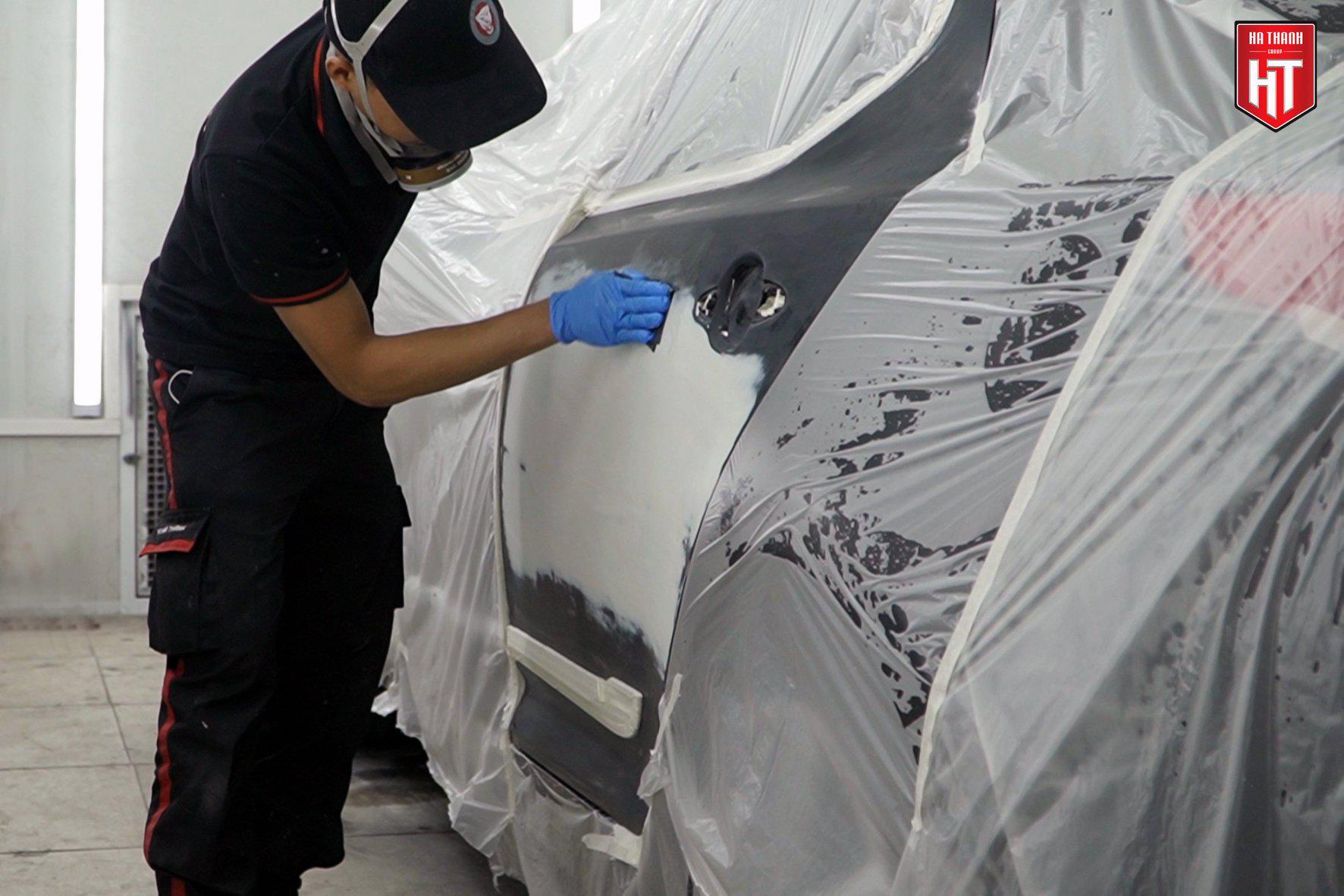 Dịch vụ sơn ô tô tại Hà Thành Garage