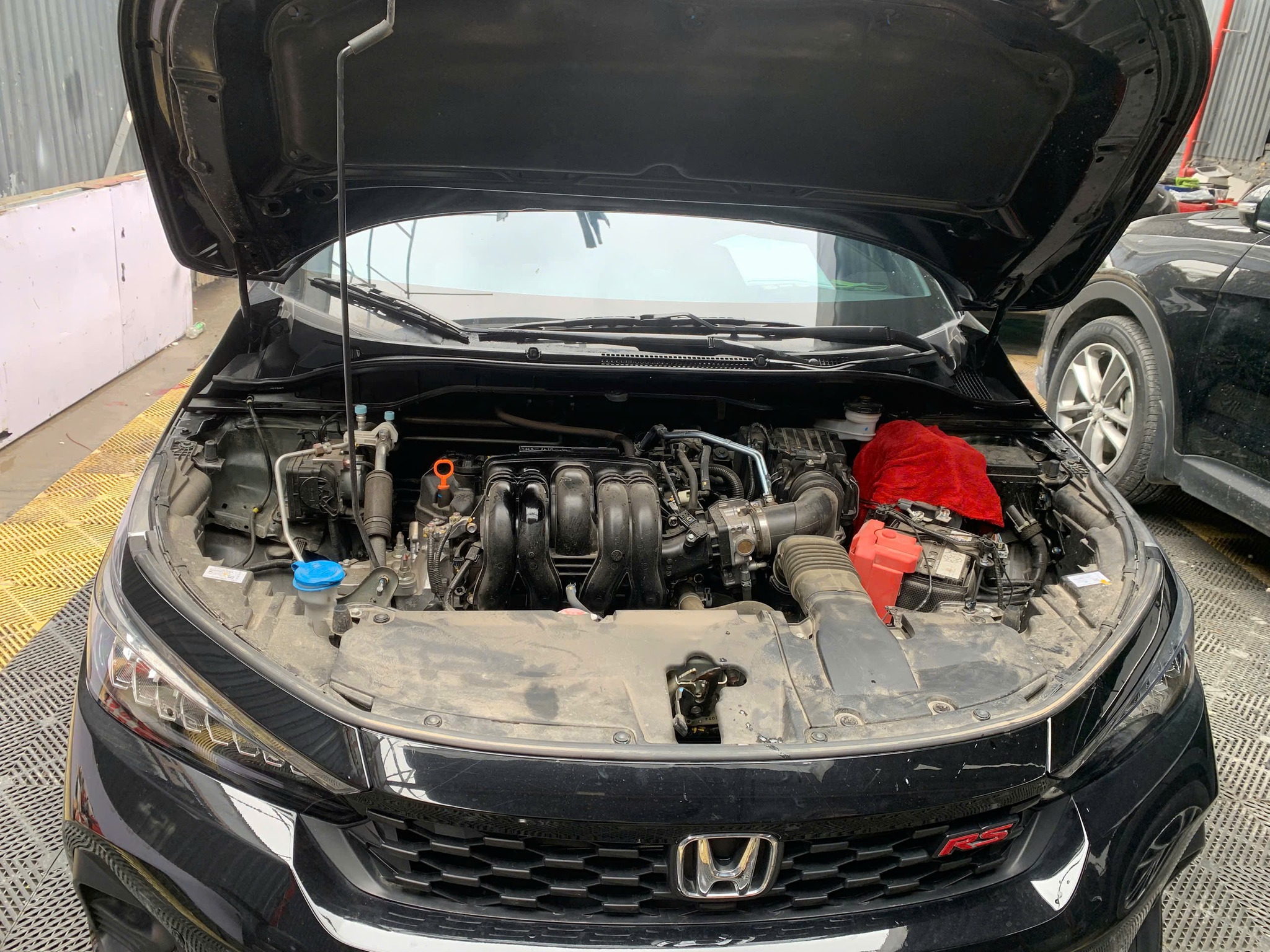 Khi Nào Bạn Cần Gọi Ngay Dịch Vụ Sửa Chữa Lưu Động Của Hà Thành Garage?