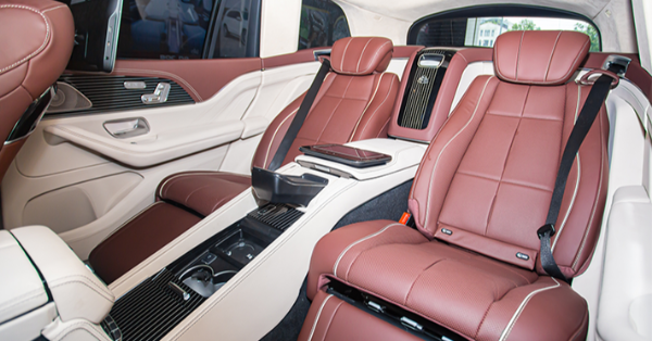 Độ ghế Limousine thương gia cho xe Mercedes GLS 450 Hiện Đại Nhất