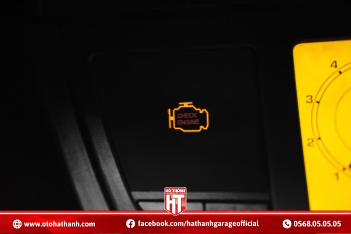 Đèn báo Check Engine bật sáng cảnh báo lỗi động cơ ô tô