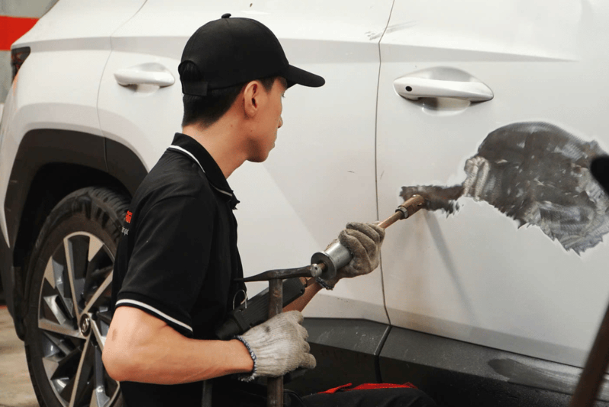 Dịch vụ sơn gò và phục hồi xe tai nạn