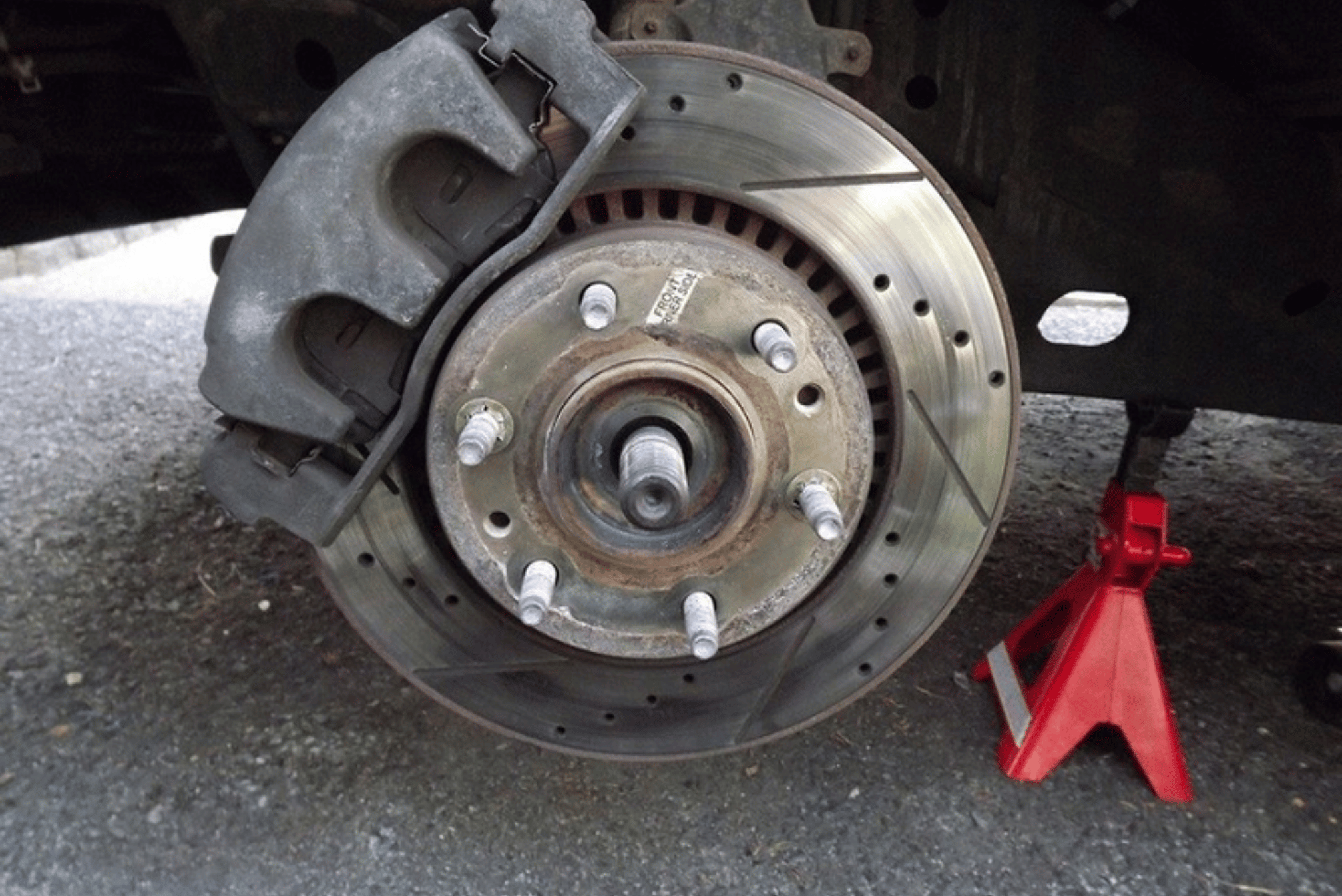 Mất an toàn do hệ thống phanh và lái bị mài mòn