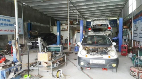 Garage ô tô Tuyên Quang - PLC Auto