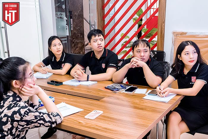 Nhân viên Hà Thành nâng cao năng lực