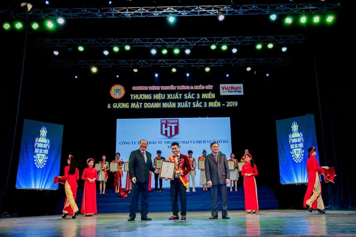 Hà Thành Garage vinh dự nhận giải thưởng Thương hiệu 3 miền