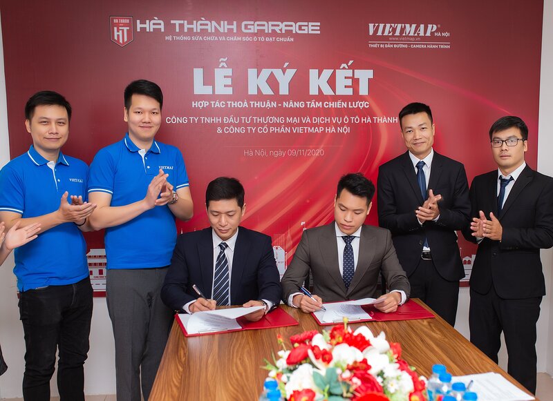 Hà Thành Garage ký kết hợp tác nâng tầm chiến lược với CTCP Vietmap